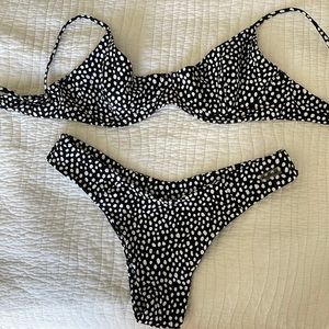Blackbough Black polkadot underwire M bikini top and L bottom